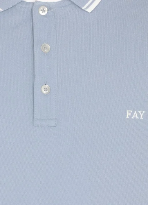 Polo con logo
