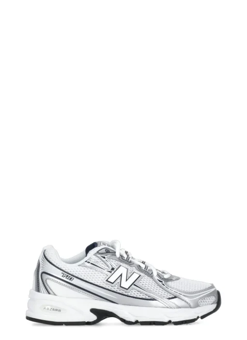 Sneakers 740