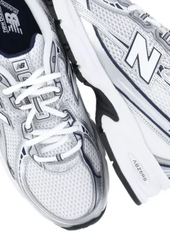 Sneakers 740