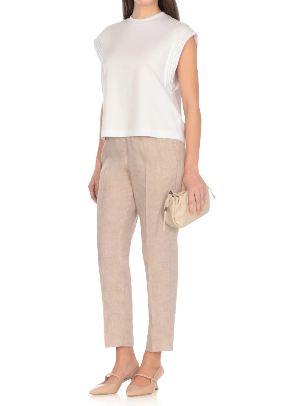 Top con dettagli in punto luce